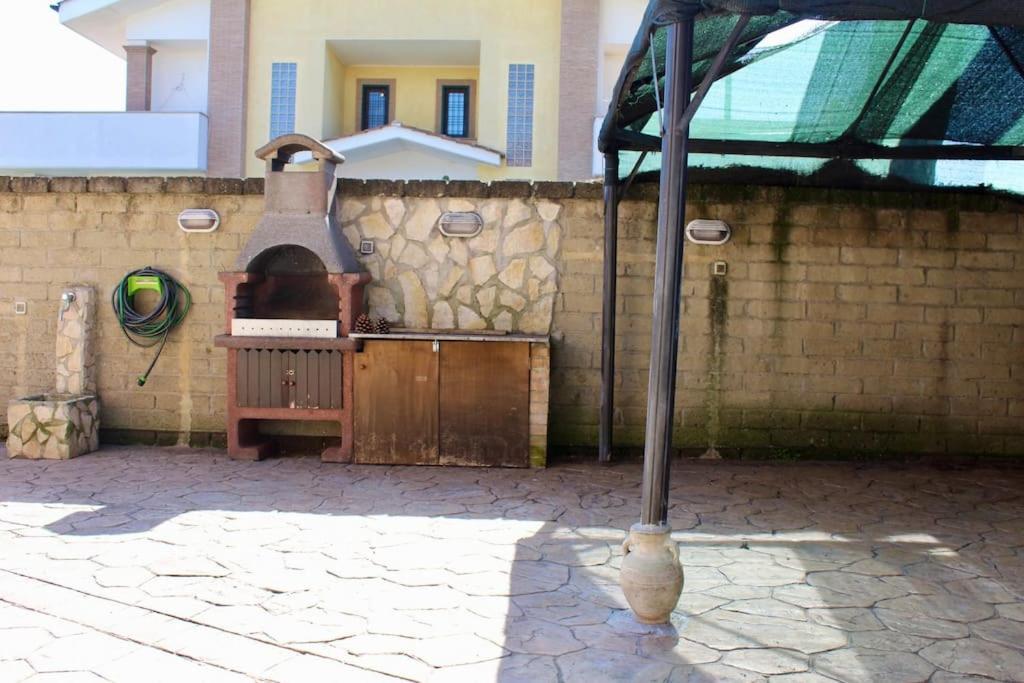 フィウミチーノThe Garden House Fco, Self Check In And Free Private Parkingアパートメント エクステリア 写真